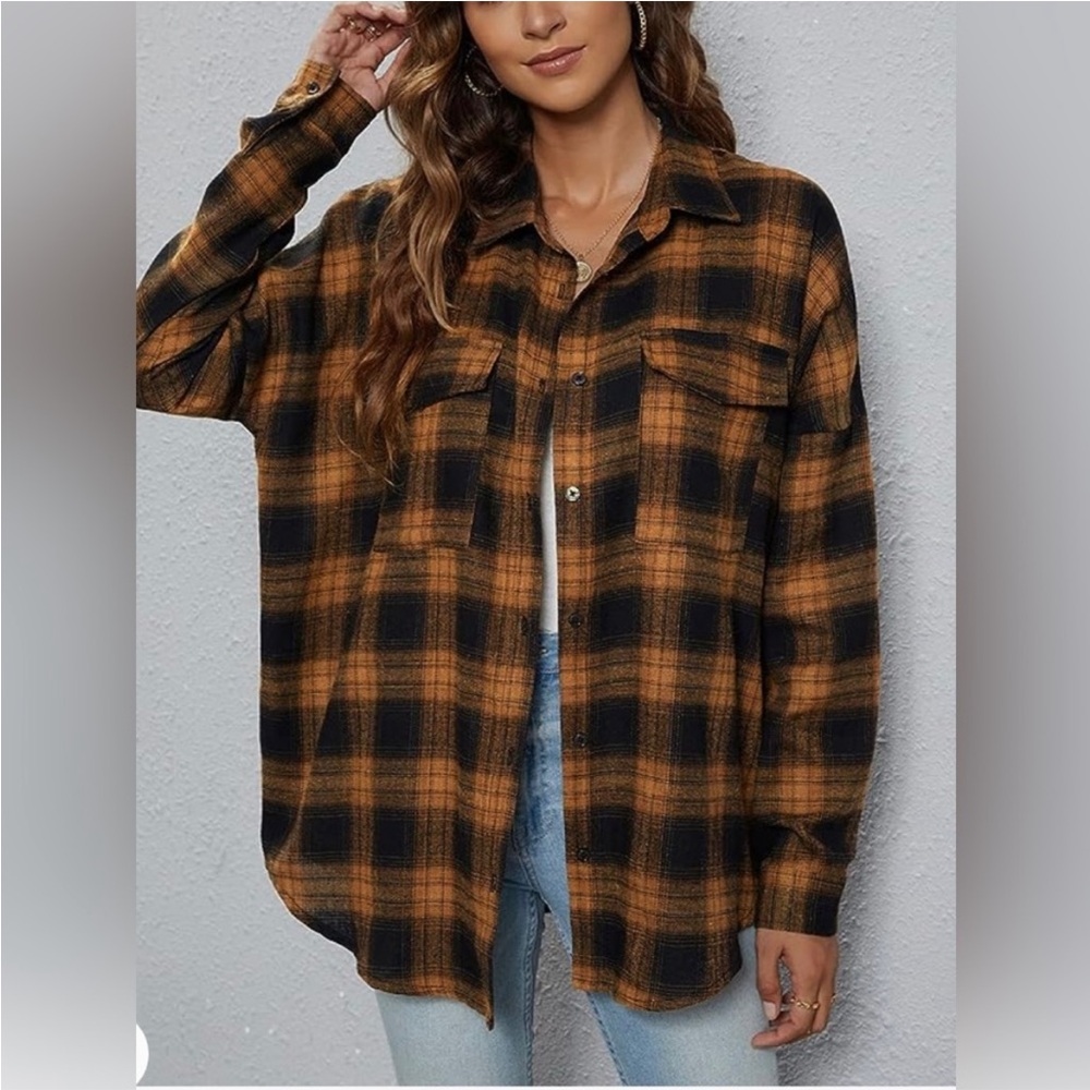 Oversized Loose Fit Plaid Button-Up Shirt in Black and Brown